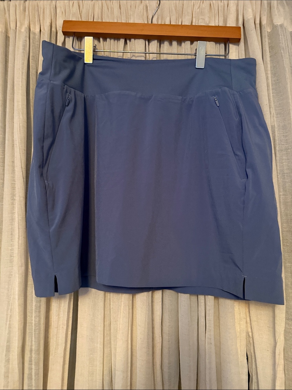 Athleta Blue Performance Mini Skort with Zip Pockets